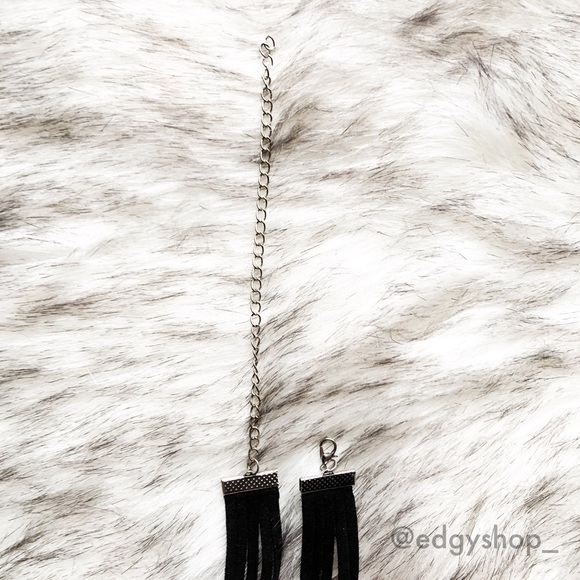 Faux Suede Layered Choker - Picture 4 of 4